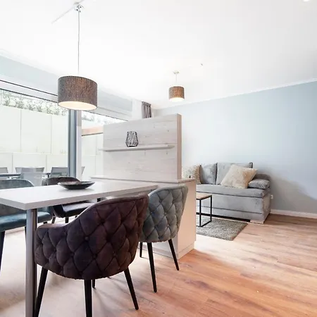 Sturmfrei Lounge 1 *